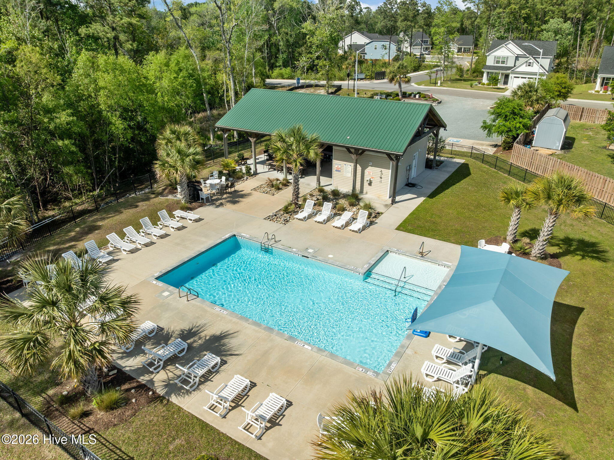 912 Terraces Lane Hampstead, NC 28443 - Photo 2 of 49 24-web-or-mls-24