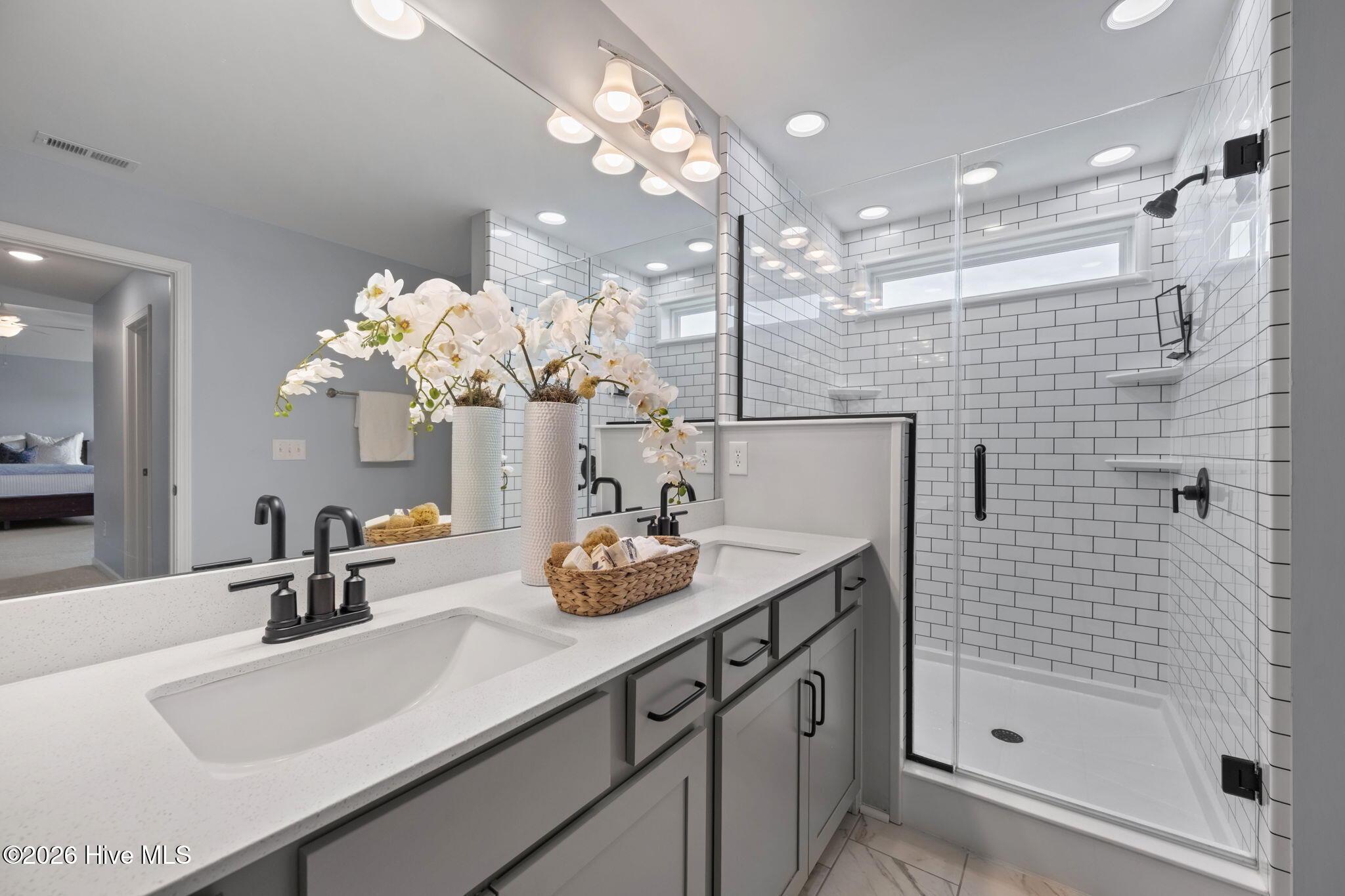 912 Terraces Lane Hampstead, NC 28443 - Photo 3 of 49 50-web-or-mls-_RAD6044