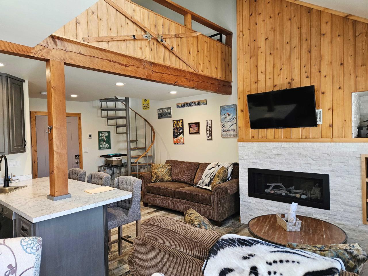 215 Indianhead Road, Unit 2420 Wakefield, MI 49968 - Photo 13 of 34 Gallery Image 13