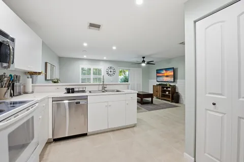 $339,900 | 5292 Pine Meadows Road, Lake Worth, FL 33463