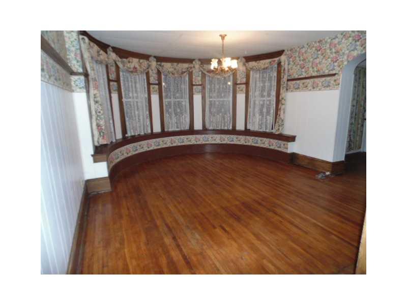 4 Angora Road Rosslyn Farms, PA 15106 - Photo 5 of 13 Dining Room.