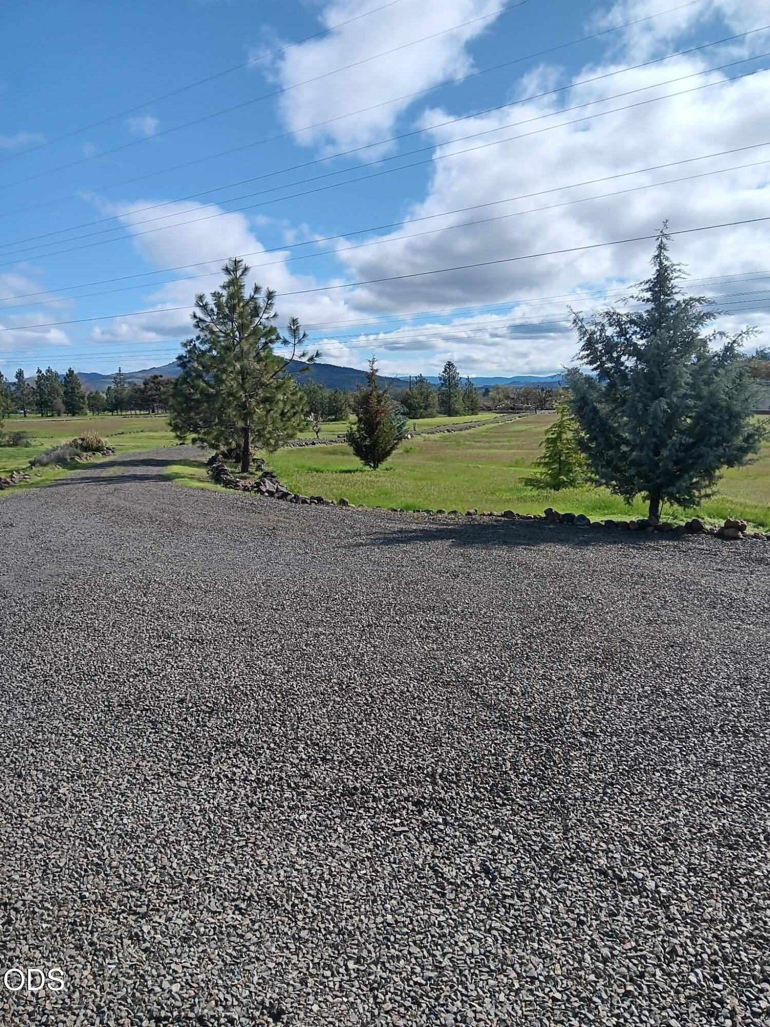 63 Rogue River Drive Eagle Point, OR 97524 - Photo 45 of 46