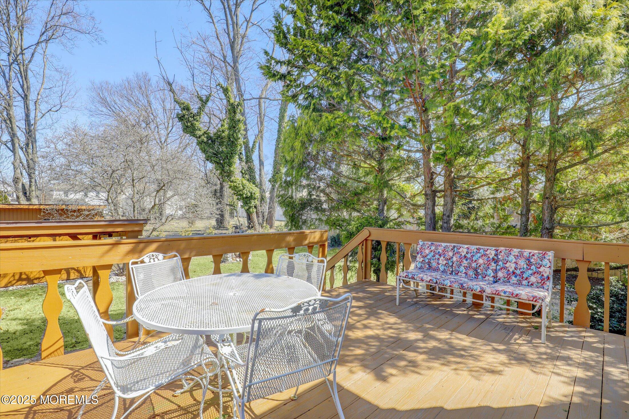 25 Ellis Street Freehold, NJ 07728 - Photo 30 of 41 34-Deck