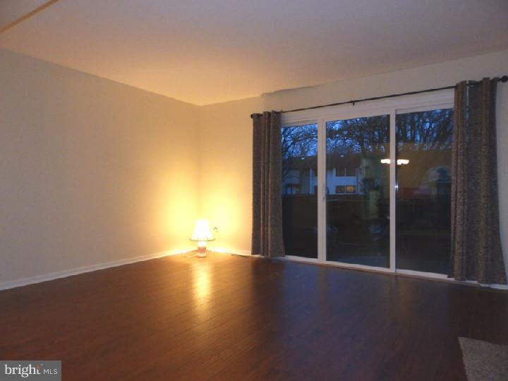 258 Probasco Road East Windsor, NJ 08520 - Photo 8 of 20 Living Room