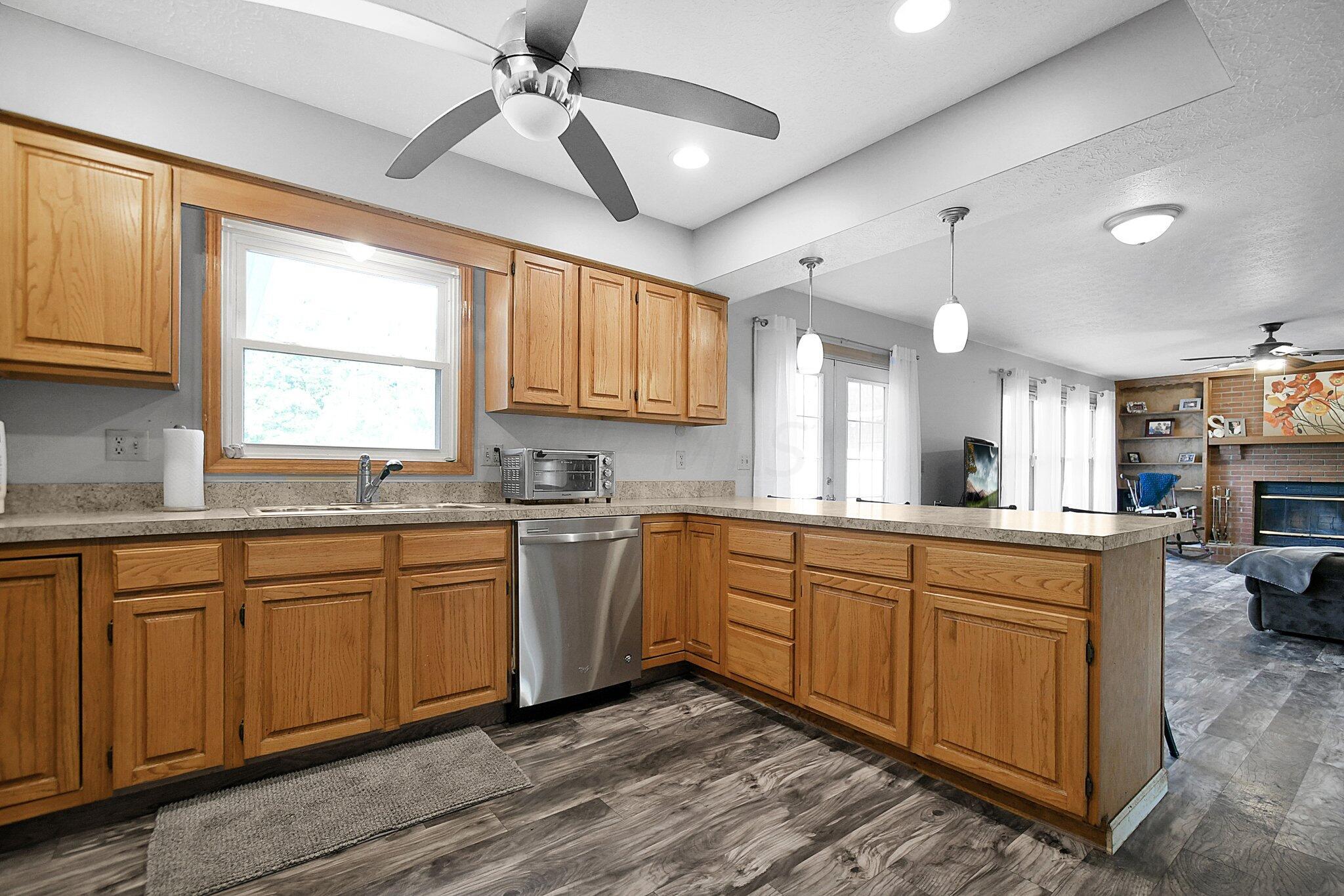 485 North Old State Road Delaware, OH 43015 - Photo 16 of 46 Kitchen