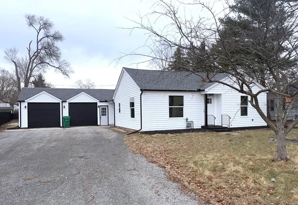 $250,000 | 408 Heath Avenue, White Pigeon, MI 49099