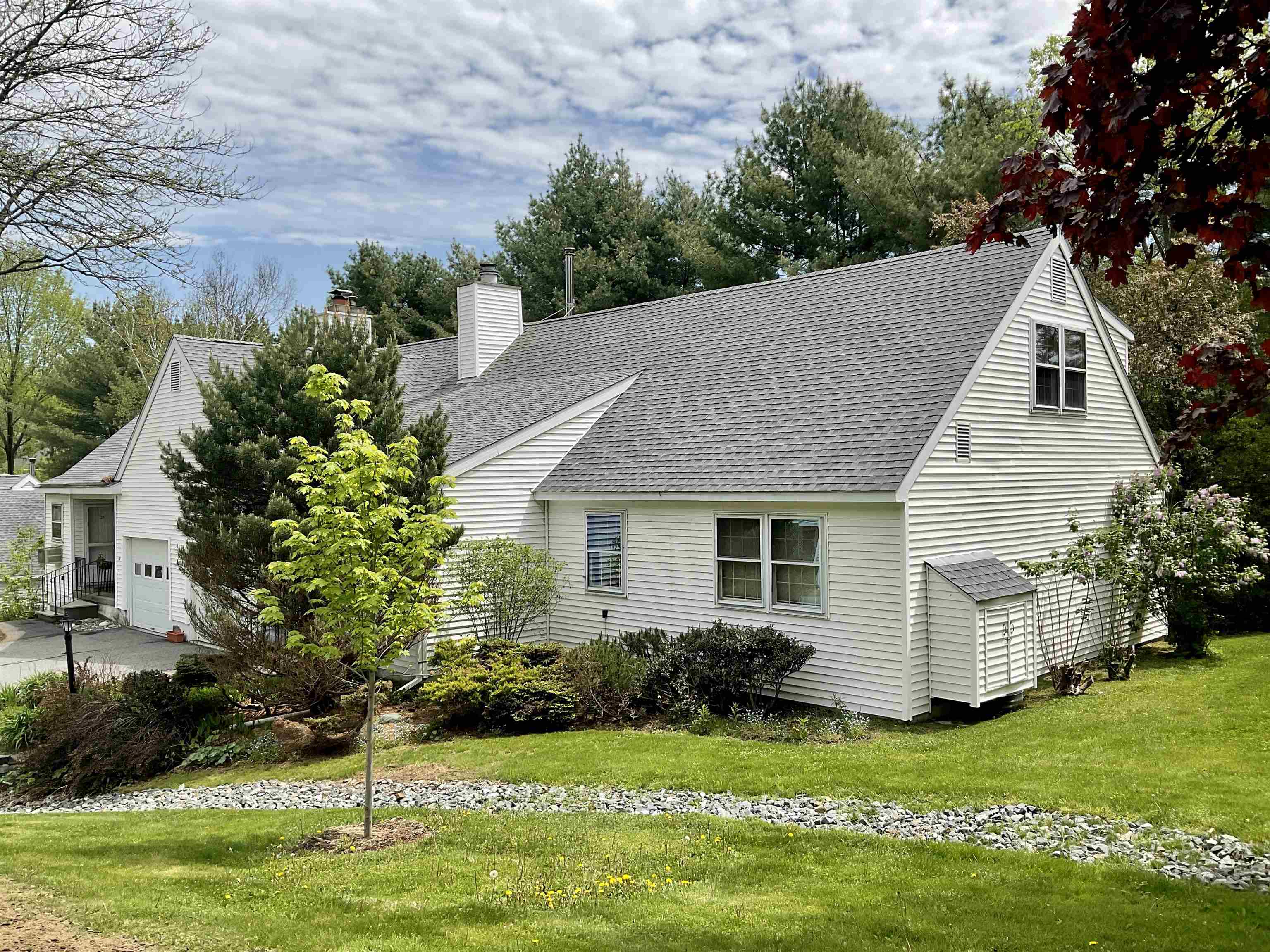 6 Oak Ridge Road, Unit 19 Lebanon, NH 03784 - Photo 1 of 21