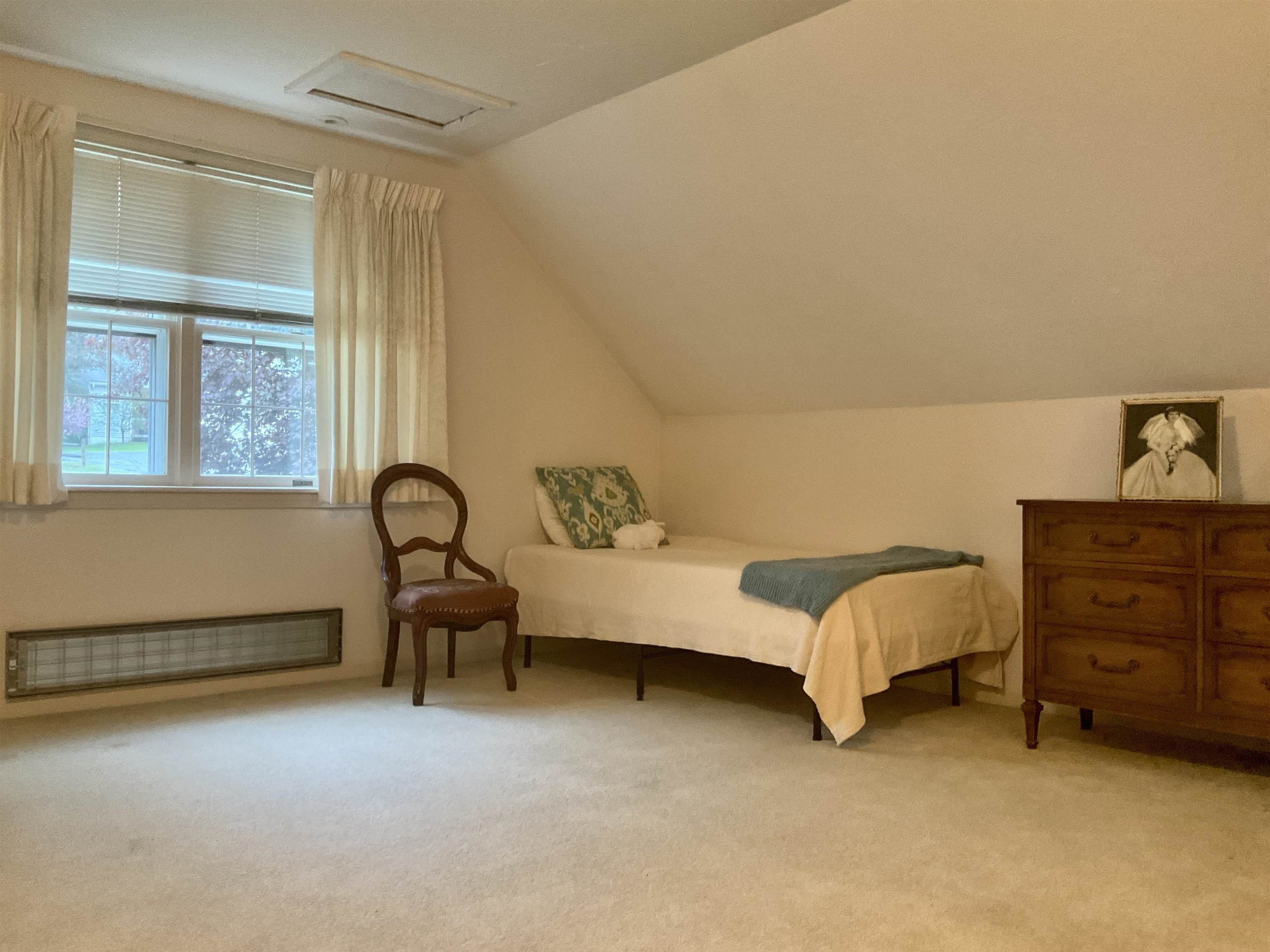 6 Oak Ridge Road, Unit 19 Lebanon, NH 03784 - Photo 14 of 21
