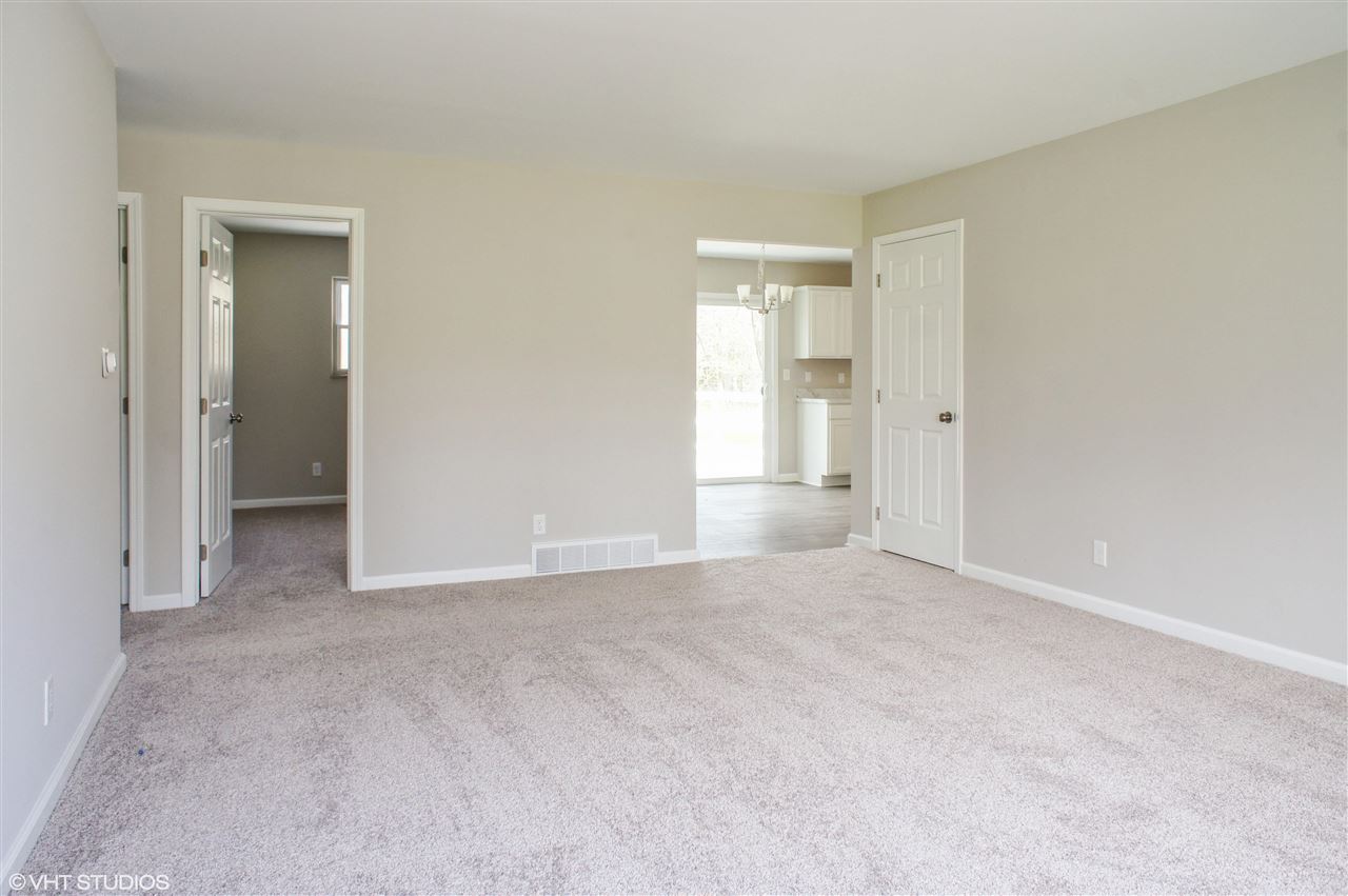 7065 Center Road Mount Morris, MI 48458 - Photo 6 of 31