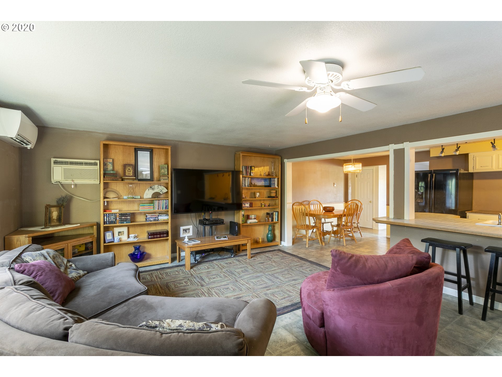 2458 Corral Court Springfield, OR 97477 - Photo 11 of 28