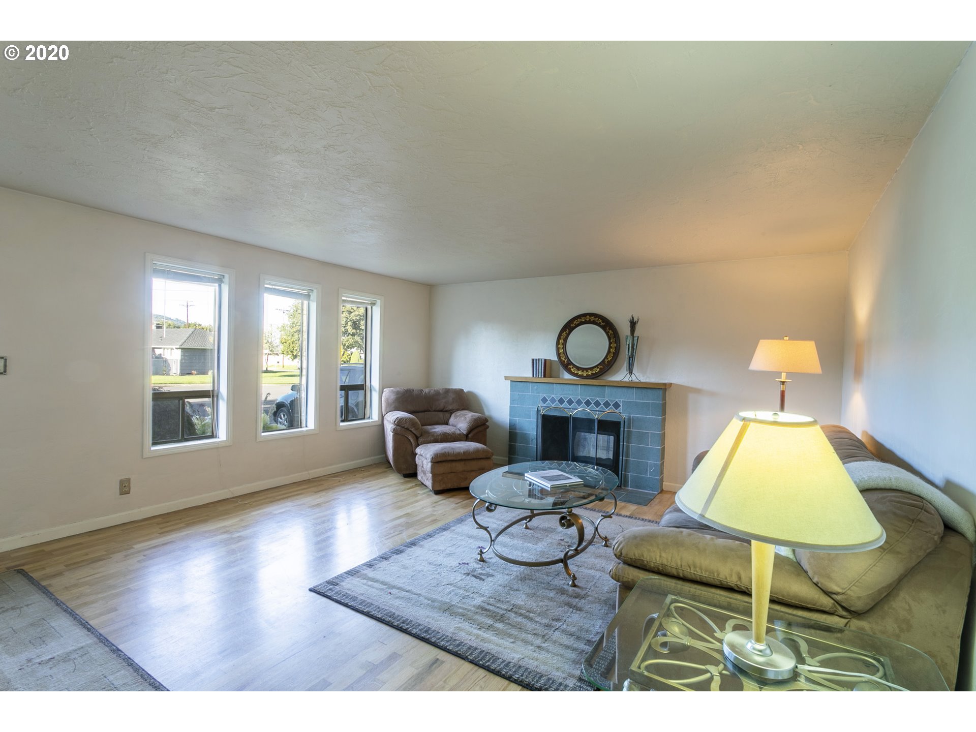 2458 Corral Court Springfield, OR 97477 - Photo 4 of 28