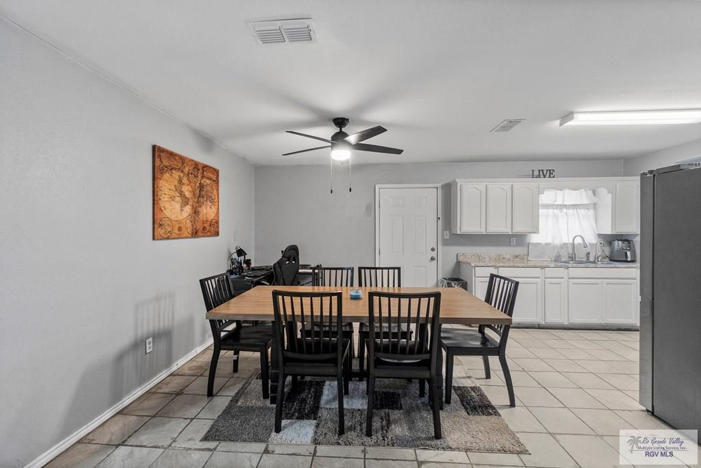 21156 Hooks And Hodges Road Santa Rosa, TX 78593 - Photo 4 of 24 Gallery Image 4