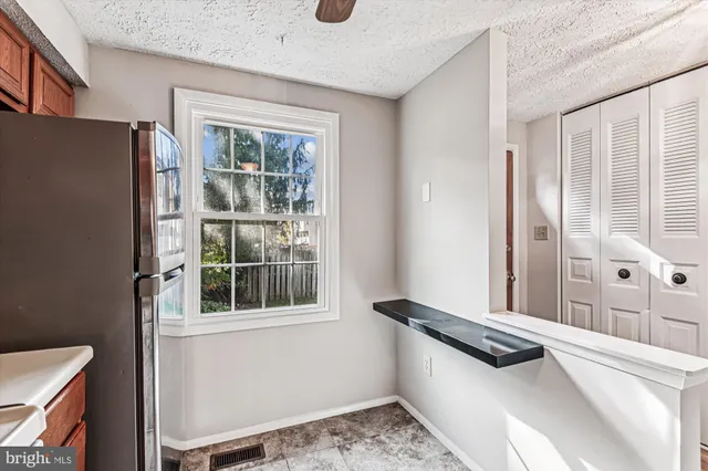 $310,000 | 5995 Rowanberry Drive, Unit 10H, Elkridge, MD 21075