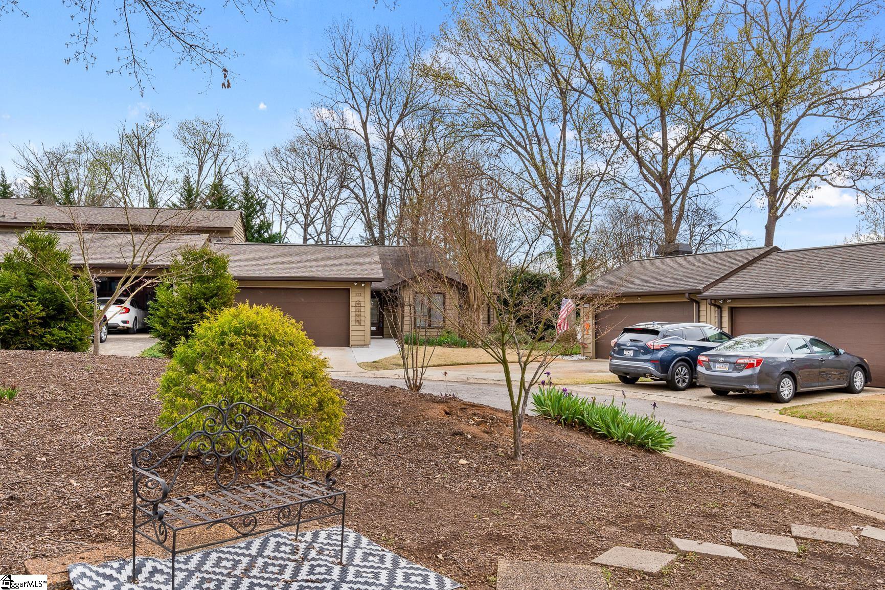 332 Skylark Circle Greer, SC 29650 - Photo 3 of 44