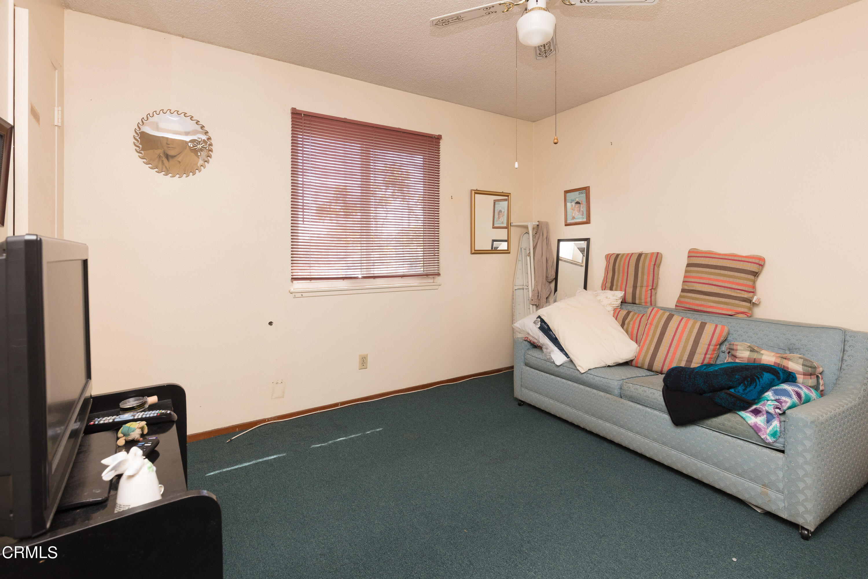 1861 Pericles Place Oxnard, CA 93033 - Photo 8 of 18 1961 Pericles Pl-8975