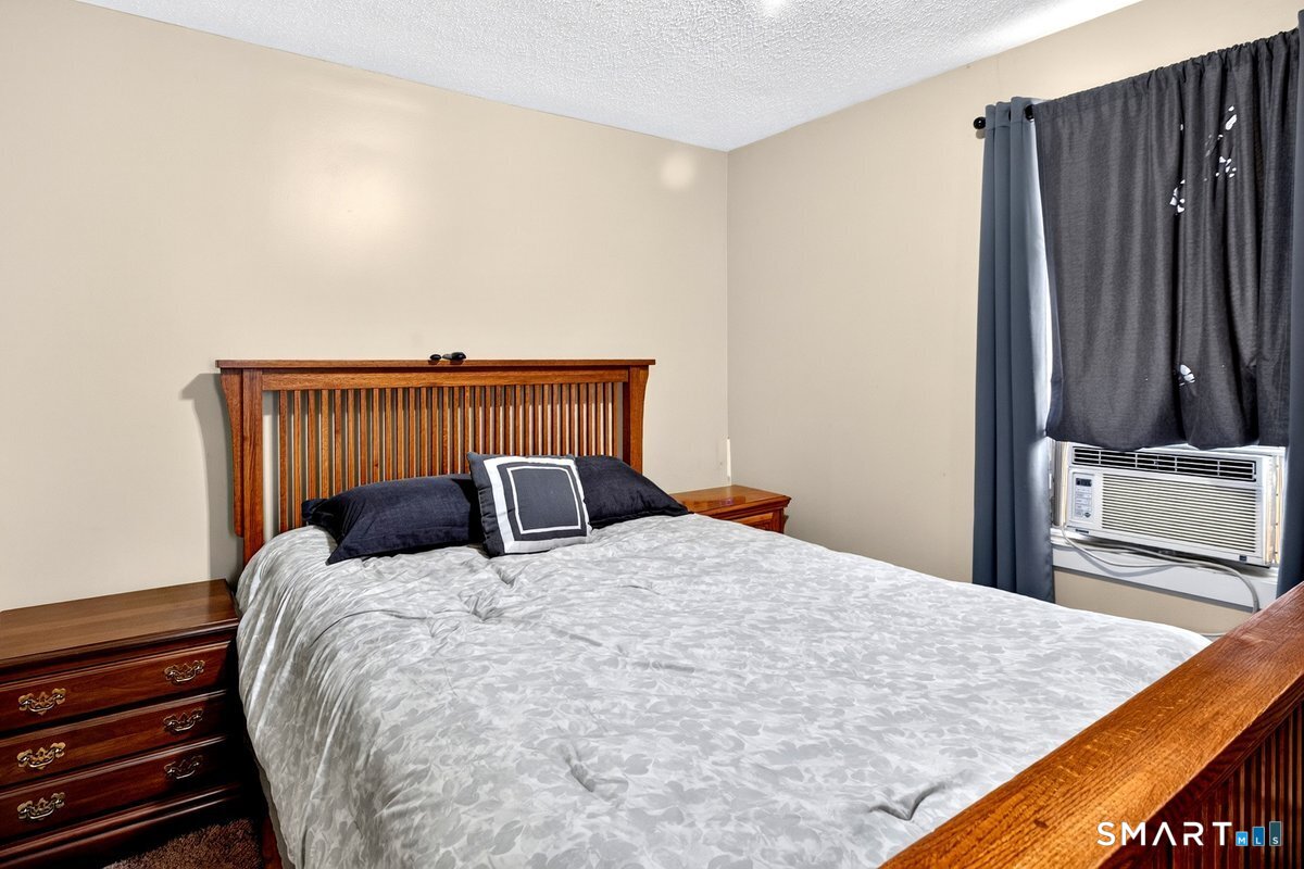 88 Church Street Enfield, CT 06082 - Photo 11 of 40