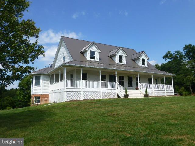 3620 Hooper Road New Windsor, MD 21776 - Photo 1 of 30 LOVE AT FIRST SIGHT