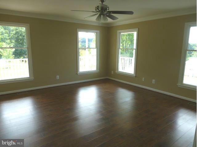 3620 Hooper Road New Windsor, MD 21776 - Photo 13 of 30 MAIN LEVEL MASTER SUITE