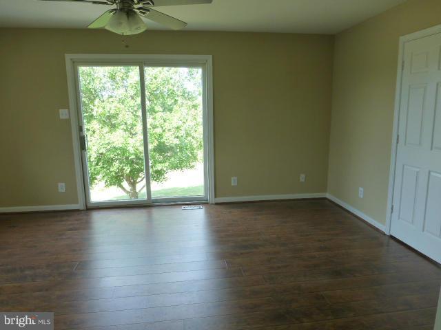 3620 Hooper Road New Windsor, MD 21776 - Photo 15 of 30 SITTING RM OR 4TH BEDROOM