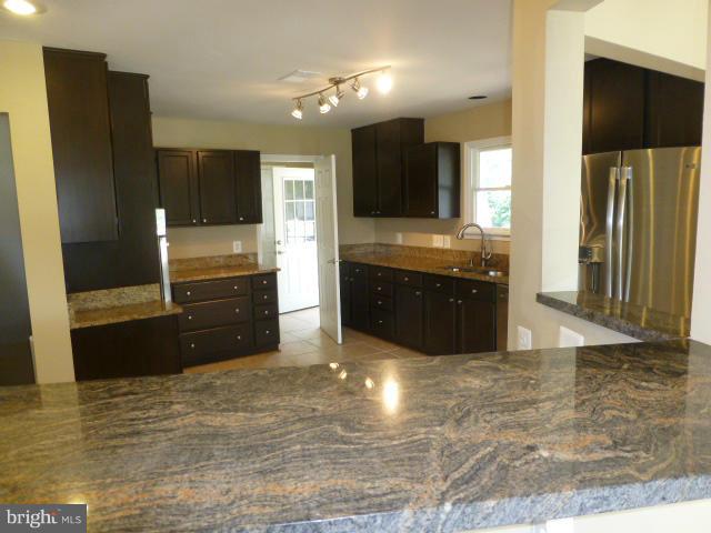 3620 Hooper Road New Windsor, MD 21776 - Photo 4 of 30 KNOCKOUT KITCHEN