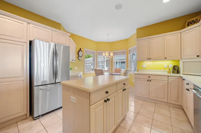 $3,250,000 | 724 Widsten Circle, Wayzata, MN 55391