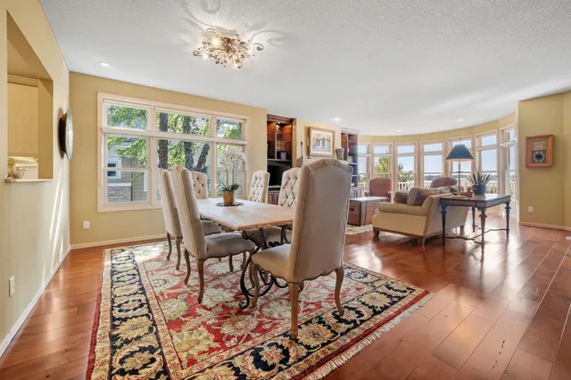 $3,250,000 | 724 Widsten Circle, Wayzata, MN 55391