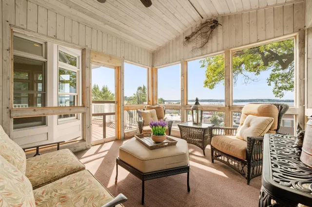 $3,250,000 | 724 Widsten Circle, Wayzata, MN 55391