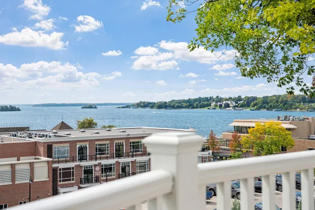 $3,250,000 | 724 Widsten Circle, Wayzata, MN 55391