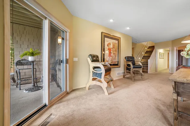 $3,250,000 | 724 Widsten Circle, Wayzata, MN 55391