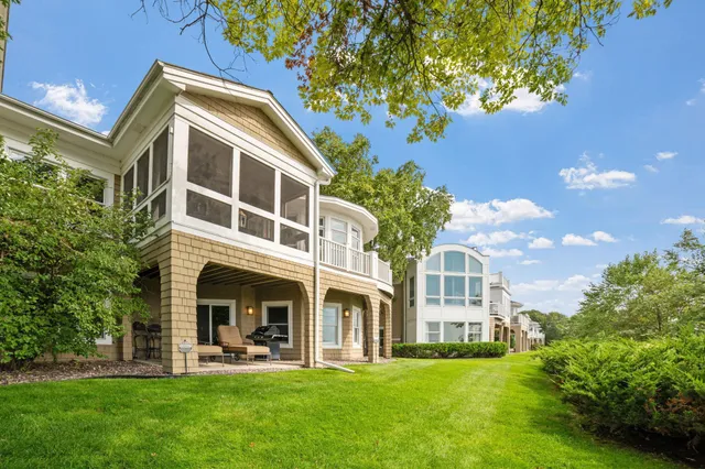 $3,250,000 | 724 Widsten Circle, Wayzata, MN 55391