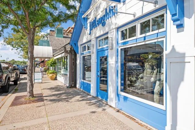 $3,250,000 | 724 Widsten Circle, Wayzata, MN 55391