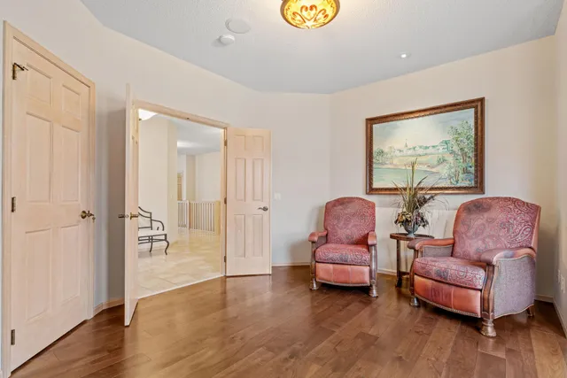 $3,250,000 | 724 Widsten Circle, Wayzata, MN 55391