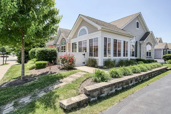 $369,900 | 16635 South Fox Run Circle, Plainfield, IL 60586