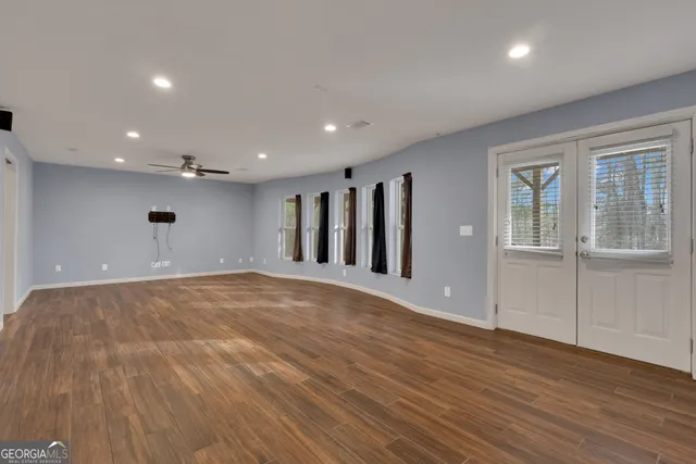 $525,000 | 35 Paddle Boat Cove, Senoia, GA 30276