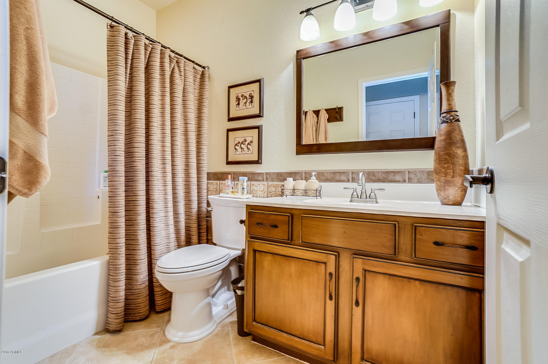 3331 East Fremont Road Phoenix, AZ 85042 - Photo 23 of 48 Hall Bathroom