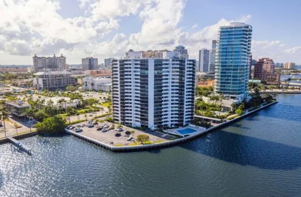 $6,000 | 1200 South Flagler Drive, Unit 306, West Palm Beach, FL 33401