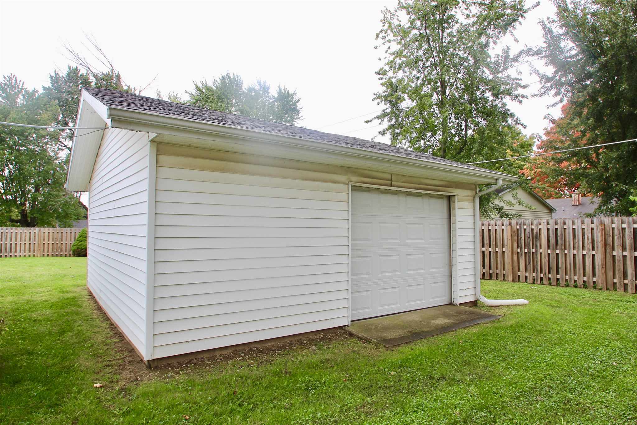 1825 South Dixon Road Kokomo, IN 46902 - Photo 24 of 25 Gallery Image 24