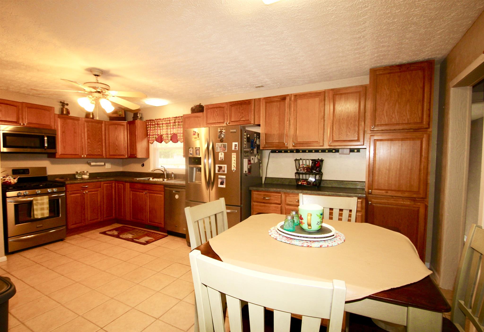 1825 South Dixon Road Kokomo, IN 46902 - Photo 8 of 25 Gallery Image 8