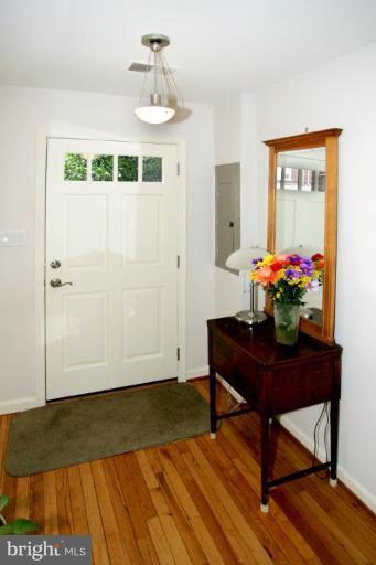 1647 Park Road Northwest Washington, DC 20010 - Photo 2 of 14 Entry Foyer