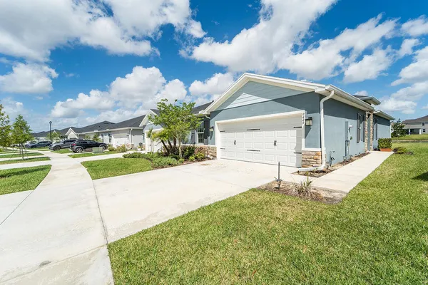 $2,800 | 9449 Southwest Libertas Way, Port St. Lucie, FL 34987