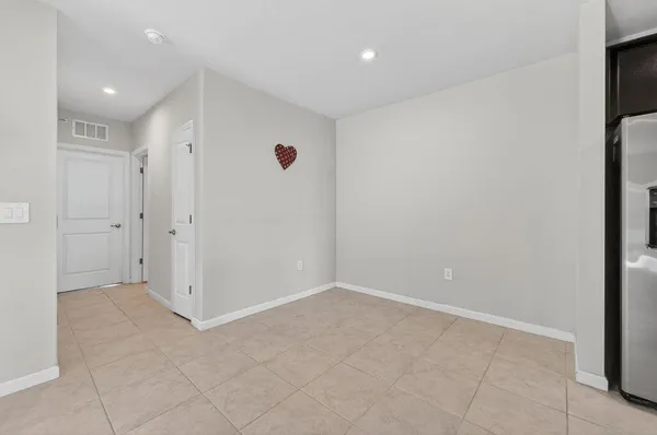 $2,800 | 9449 Southwest Libertas Way, Port St. Lucie, FL 34987