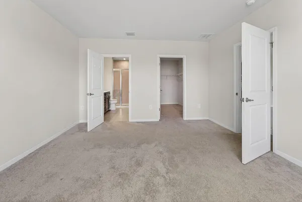 $2,800 | 9449 Southwest Libertas Way, Port St. Lucie, FL 34987