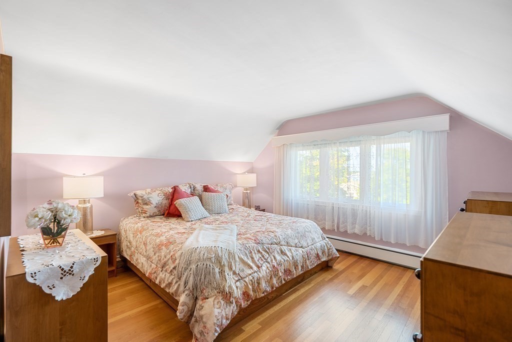 4 Kenneth Road Marblehead, MA 01945 - Photo 25 of 40
