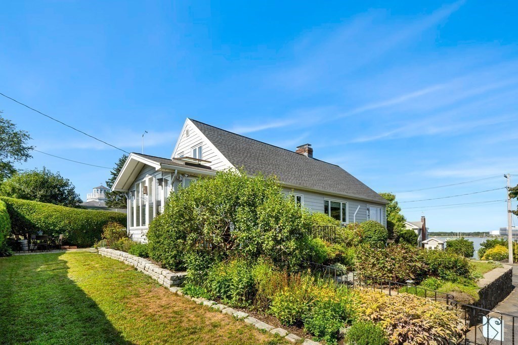 4 Kenneth Road Marblehead, MA 01945 - Photo 3 of 40