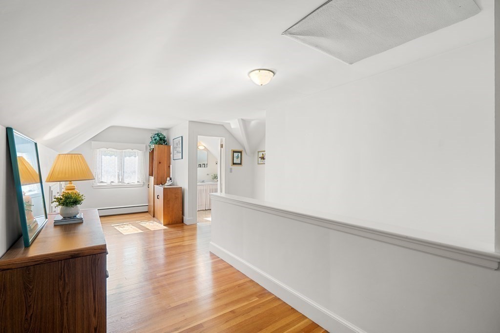 4 Kenneth Road Marblehead, MA 01945 - Photo 31 of 40