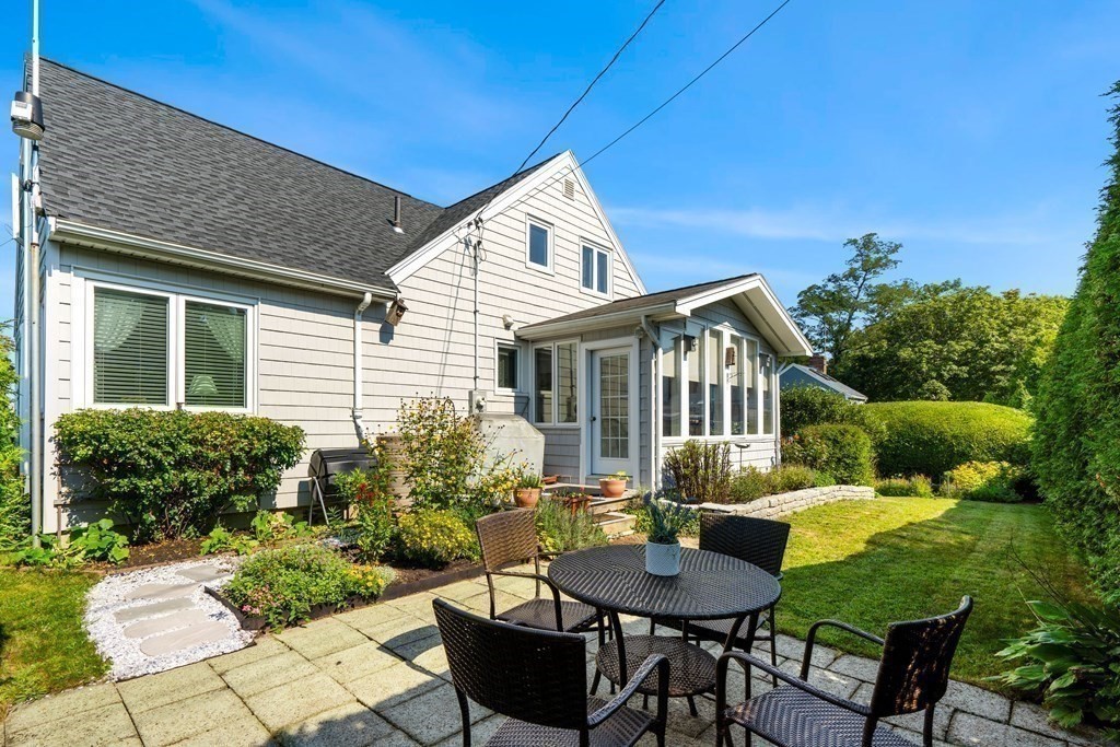 4 Kenneth Road Marblehead, MA 01945 - Photo 34 of 40