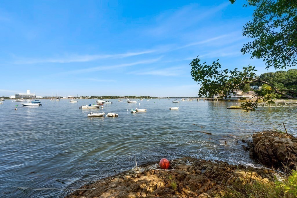 4 Kenneth Road Marblehead, MA 01945 - Photo 6 of 40