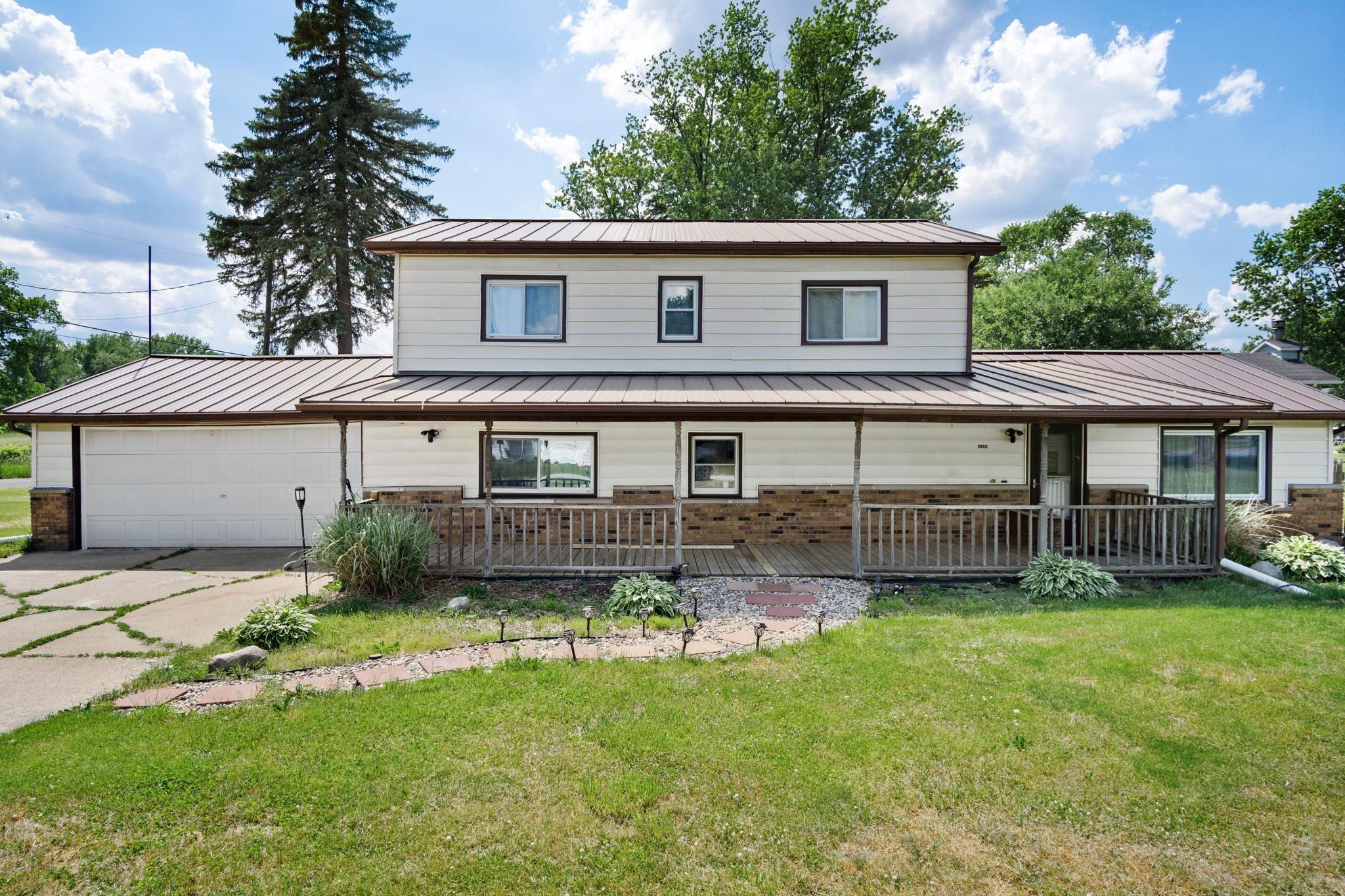 58989 Towne Road Elkhart, IN 46517 - Photo 3 of 25 Gallery Image 3