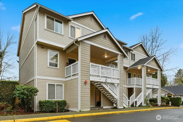 $500,000 | 17827 80th Avenue Northeast, Unit C101, Kenmore, WA 98028