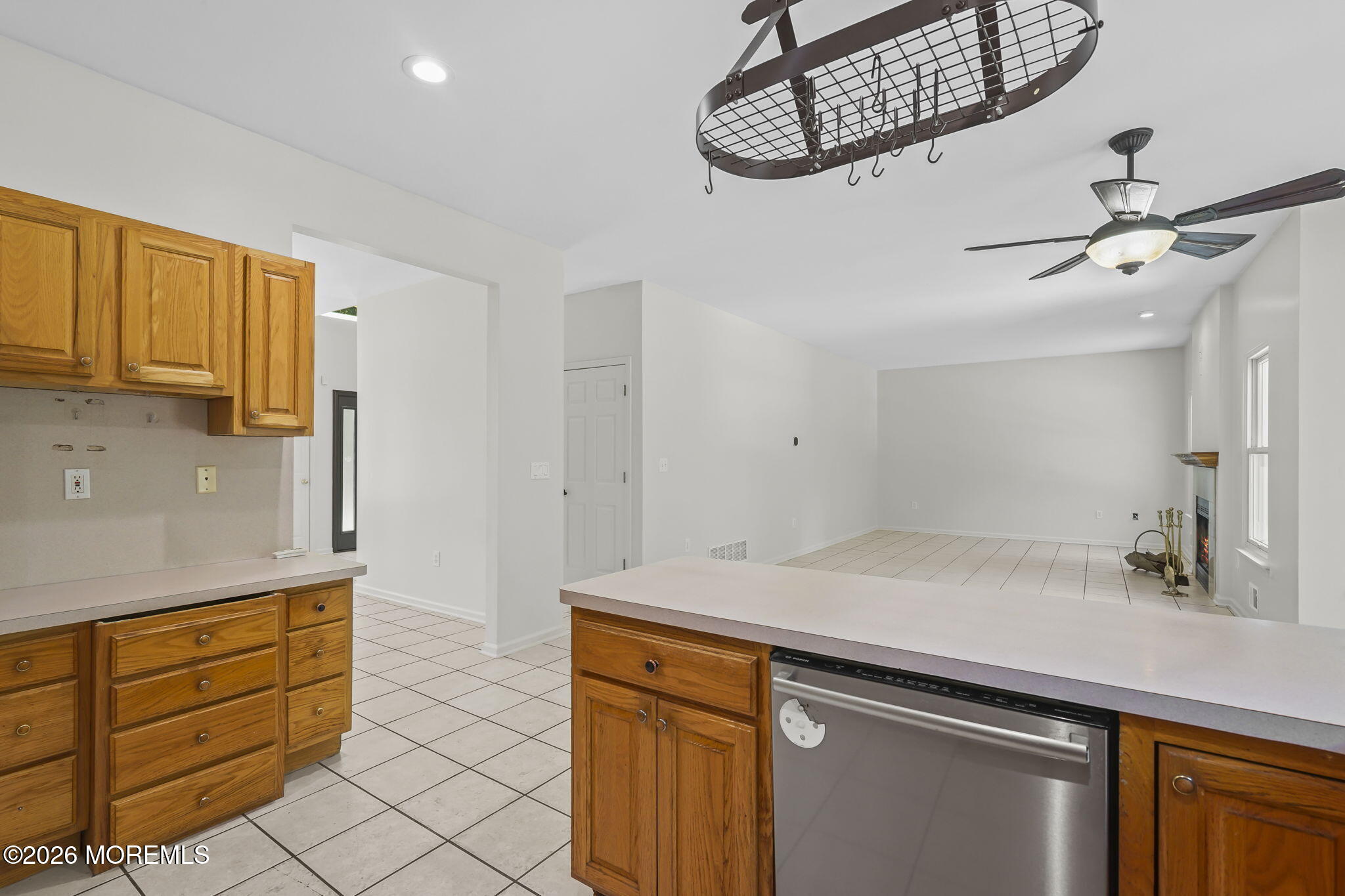 119 Daum Road Manalapan, NJ 07726 - Photo 10 of 37 Kitchen